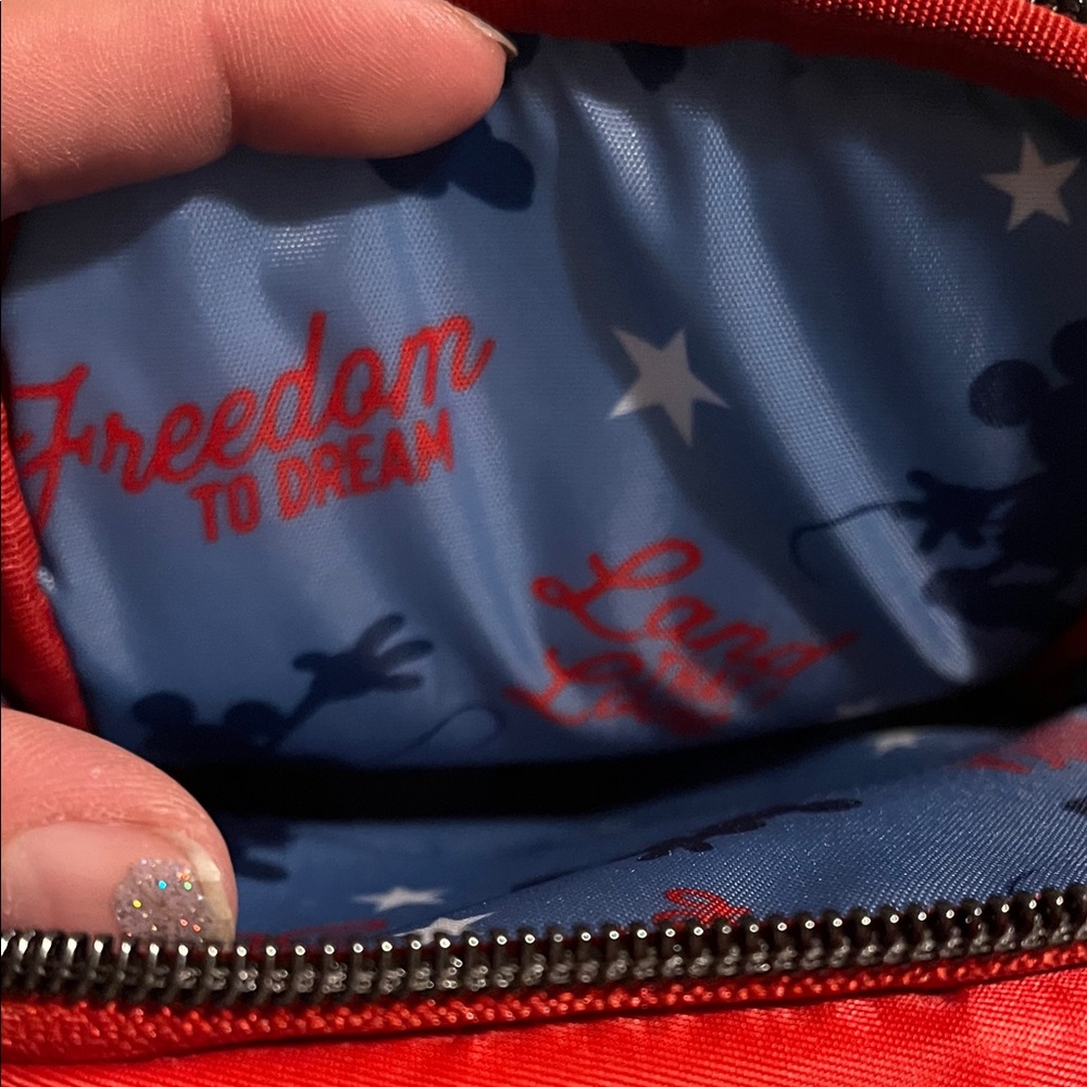 Disney Mickey Mouse LUG crossbody- Red, Blue, White - Picture 6 of 7